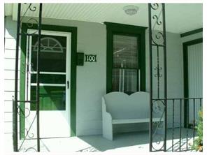 100 Hamilton Ave, Farrell, PA 16121 photo 2