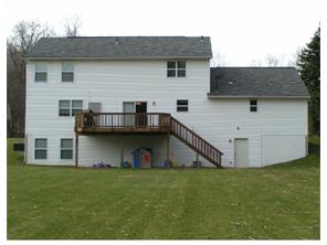 127 Pheasant Run Dr, Export, PA 15632 photo 2