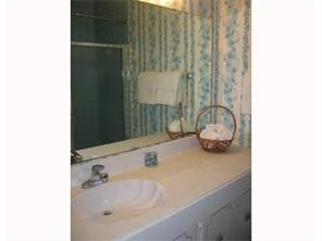 111 Georgetown Ln, Export, PA 15632 photo 10