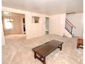 125 Windsor Dr, Irwin, PA 15642 photo 4