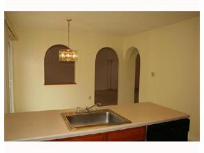 515 Overhead Dr, Coraopolis, PA 15108 photo 11