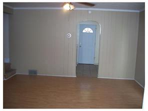 522 4th St, Pitcairn, PA 15140 photo 4