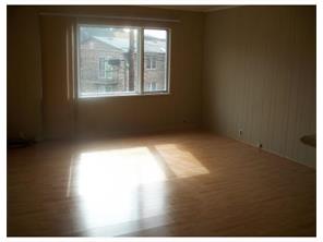 522 4th St, Pitcairn, PA 15140 photo 2