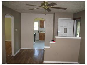 1908 State Ave, Coraopolis, PA 15108 photo 3