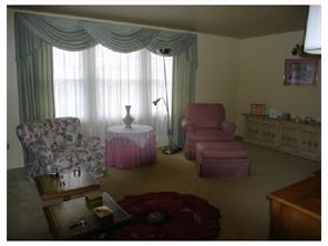 14285 Michael Dr, Irwin, PA 15642 photo 4
