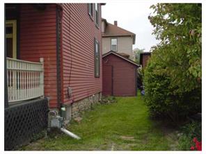 624 Cedar St, Irwin, PA 15642 photo 8
