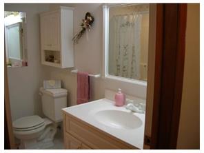 977 Wainright Dr, Irwin, PA 15642 photo 16
