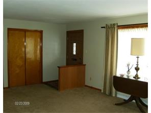 321 E Third Ave, Derry, PA 15627 photo 5