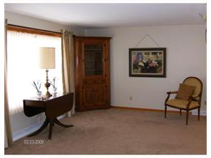321 E Third Ave, Derry, PA 15627 photo 4