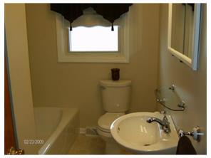 321 E Third Ave, Derry, PA 15627 photo 14