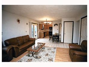 590 Adele Dr, Irwin, PA 15642 photo 3