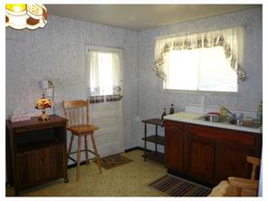 314 Risher, East Vandergrift, PA 15629 photo 3