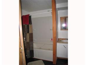 231 Paradise Dr, Export, PA 15632 photo 11