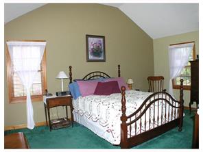 207 Warren, Warrendale, PA 15086 photo 17