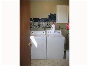 1107 Nesbit St, Vandergrift, PA 15690 photo 12