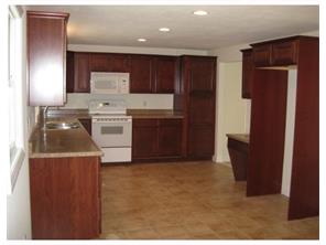 14 Dooley St, Eighty Four, PA 15330 photo 2