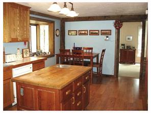 963 Sugar Run Rd, Eighty Four, PA 15330 photo 4