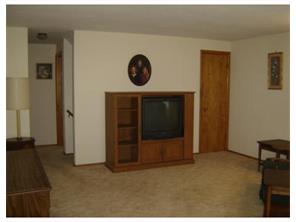2831 Italy Rd, Export, PA 15632 photo 4