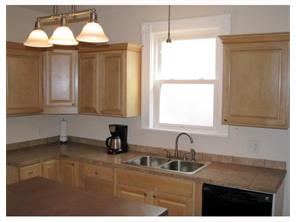 301 Walnut St, Irwin, PA 15642 photo 2