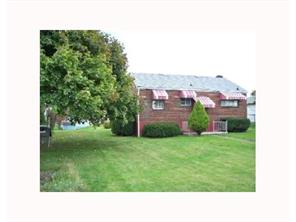 1032 Walnut St, Monaca, PA 15061 photo 4