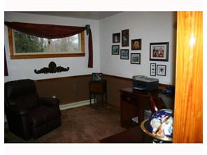 2871 Short Ct, Export, PA 15632 photo 9