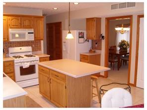 203 Arrowhead Ln, Eighty Four, PA 15330 photo 6