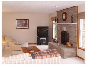 203 Arrowhead Ln, Eighty Four, PA 15330 photo 11