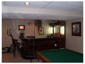 203 Arrowhead Ln, Eighty Four, PA 15330 photo 12