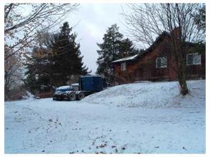 10870 Collins Ave, Irwin, PA 15642 photo 3