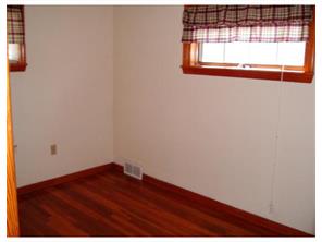 290 Forest Dr, Irwin, PA 15642 photo 9