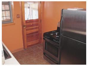 290 Forest Dr, Irwin, PA 15642 photo 6