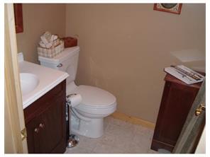 290 Forest Dr, Irwin, PA 15642 photo 14