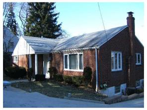 3214 Mt Troy Rd, Pittsburgh, PA 15212 photo 1