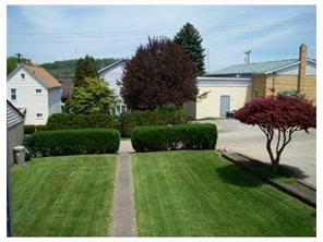 416 Walnut St, Vandergrift, PA 15690 photo 5