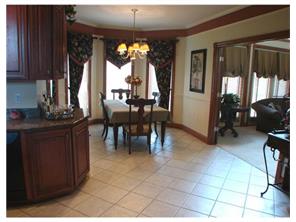 9841 Fox Chase Dr, Irwin, PA 15642 photo 7