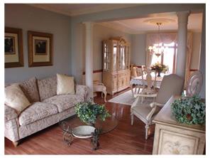9841 Fox Chase Dr, Irwin, PA 15642 photo 3