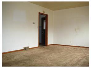 413 Bascom Ave, Pittsburgh, PA 15214 photo 2