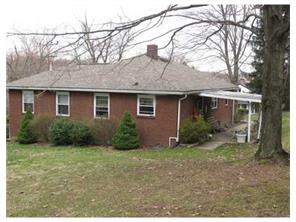 11230 Larwin Ln, Irwin, PA 15642 photo 9
