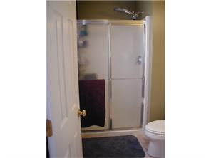 13240 St Clair Dr, Irwin, PA 15642 photo 12