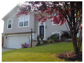 13240 St Clair Dr, Irwin, PA 15642 photo 2
