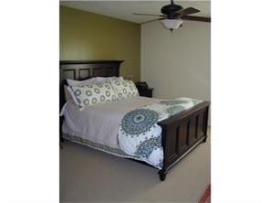 13240 St Clair Dr, Irwin, PA 15642 photo 10
