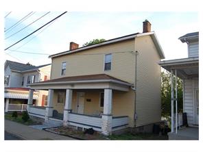 604 Walnut St, Irwin, PA 15642 photo 2