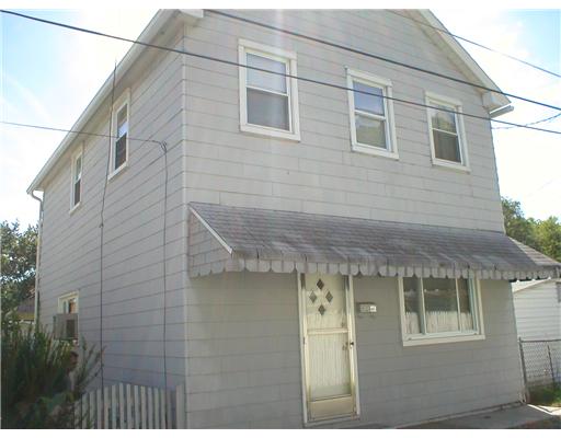 1224 Jefferson Ave, Vandergrift, PA 15690 photo 1