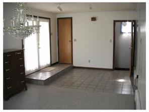 71 Long Dr, Eighty Four, PA 15330 photo 8