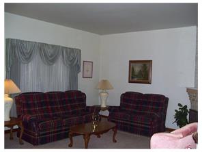 110 Sumner Ave, Vandergrift, PA 15690 photo 4