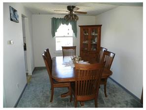 205 Farmbrook Dr, Greensburg, PA 15601 photo 4