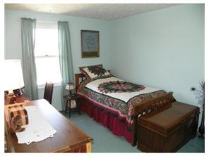 205 Farmbrook Dr, Greensburg, PA 15601 photo 12