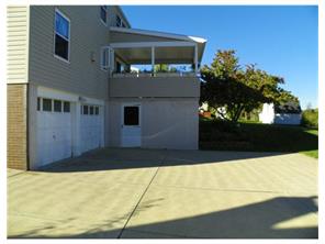 205 Farmbrook Dr, Greensburg, PA 15601 photo 15