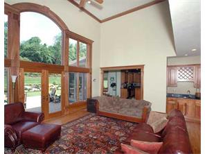 2017 Ginoria Ct, Export, PA 15632 photo 9