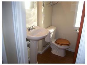 914 Gary Ave, Clairton, PA 15025 photo 18